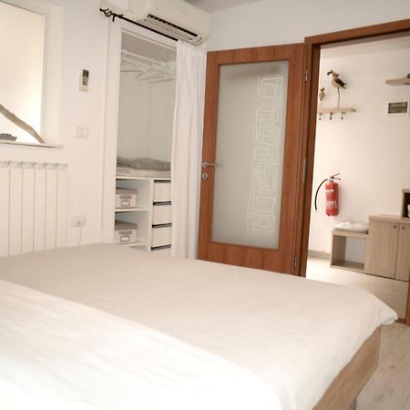 Medizen Apartment 伊佐拉 外观 照片