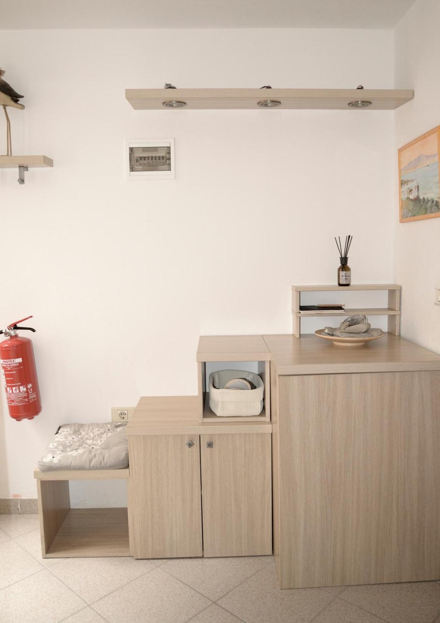 Medizen Apartment 伊佐拉 外观 照片